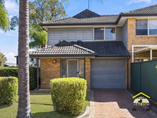 Great Townhouse Great Location