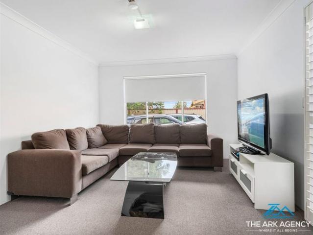 Great Townhouse in Lurnea
