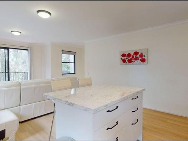 Great Unit in a Perfect Location!