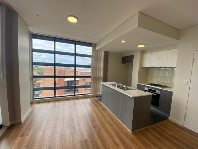 Great unit in Perfect Location!