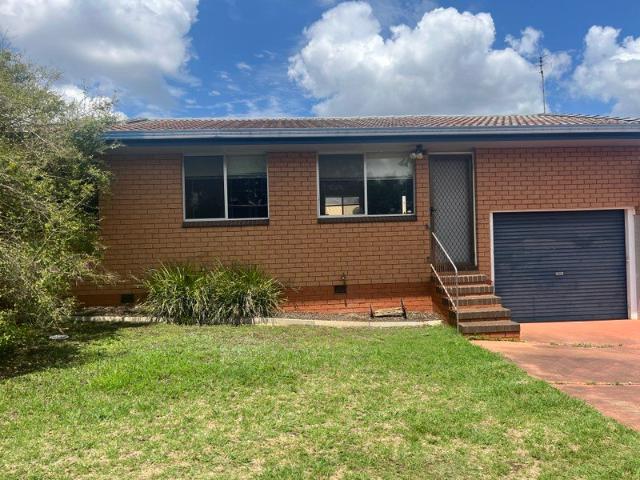Great Unit in the Heart of Drayton