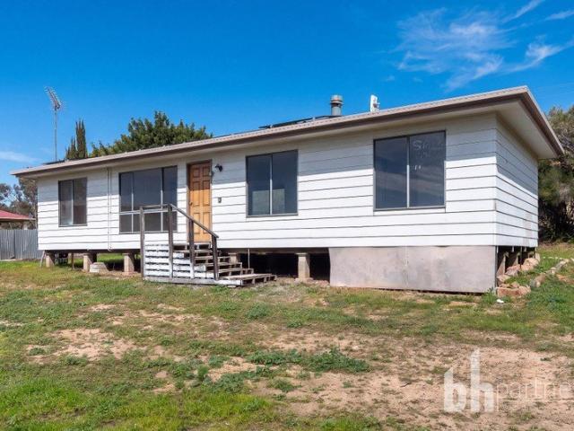 Great Value 3 Bed Home, a Renovator's Delight! Price Guide $325k