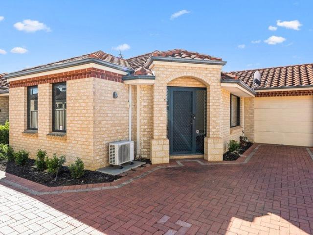 Great Value Villa in a Complex of Seven