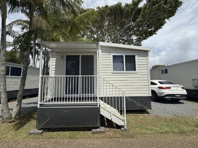 Great Value Furnished Like New Riverfront Site 142