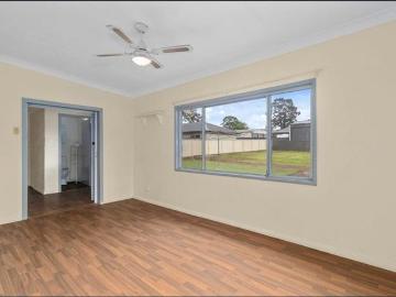 Abermain, Cessnock, Narone Creek - Garden