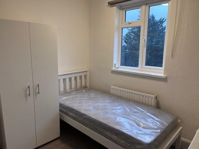 Great Value Studio Inclusive Of Most Bills