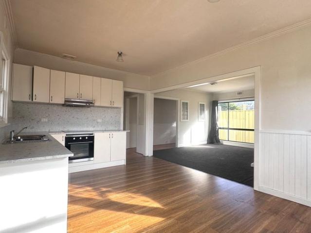 Great Westerway Home with Plenty of Outdoor Space