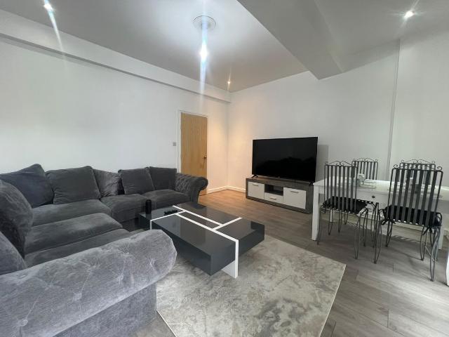 Great Western, Manchester M14, 4 bed flat to rent, £2,300 pcm | PrimeLocation