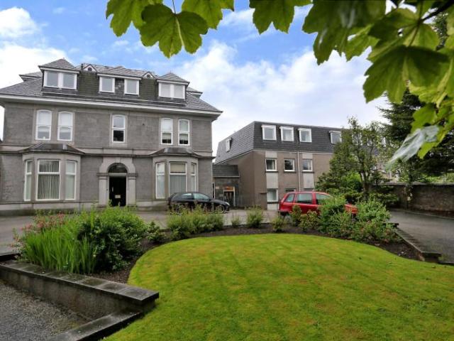 Great Western Road, Aberdeen AB10 1 bed flat to rent £655 pcm £151 pw