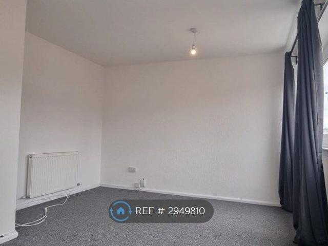 Great Western Road, Glasgow G13, 2 bed maisonette to rent, £825 pcm | PrimeLocation