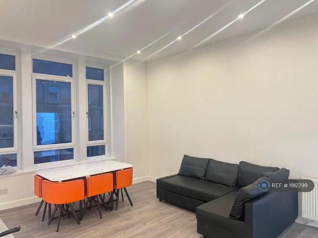 Great Western Road, Glasgow, G4 5 bed flat to rent £3,800 pcm £877 pw