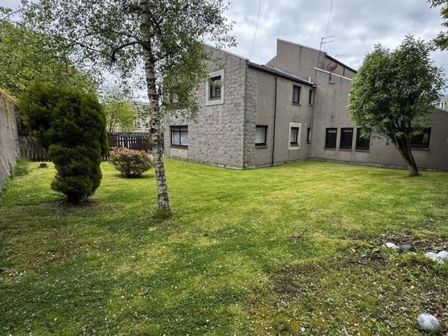 Great Western Road, First Floor AB10, 3 bed flat to rent, £1,095 pcm | PrimeLocation