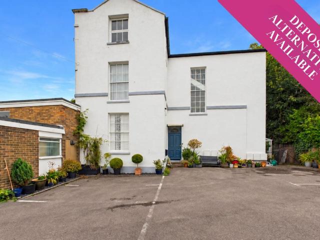 Great Western Road GL1, 2 bed flat to rent, £1,200 pcm | PrimeLocation