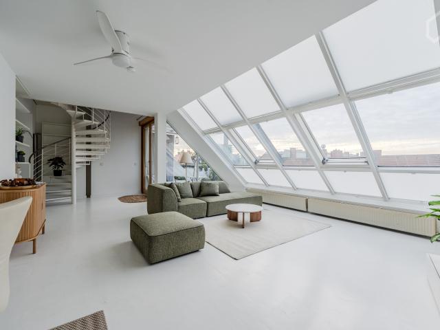 Great & wonderful apartment with plenty of light in Moabit
