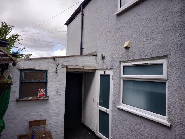Great Yarmouth NR30 2 bed flat to rent £850 pcm £196 pw