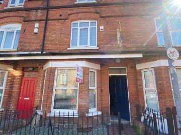 Great Accommodation, 54 Fitzroy Avenue, QUEENS UNIVERSITY QUARTER
