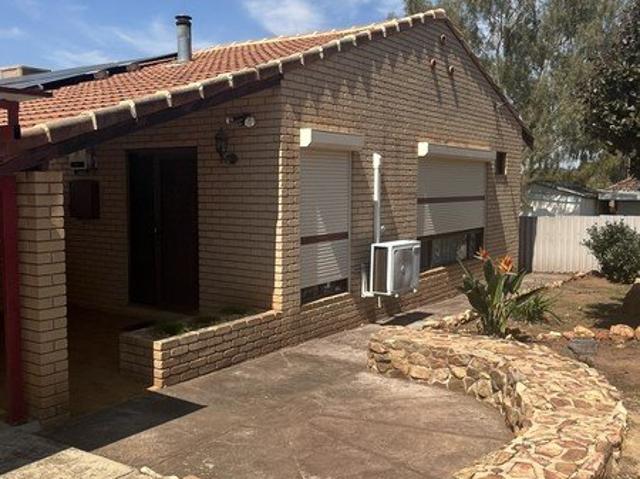 Great Acquisition in Sort After Location Huge 1,324m² block