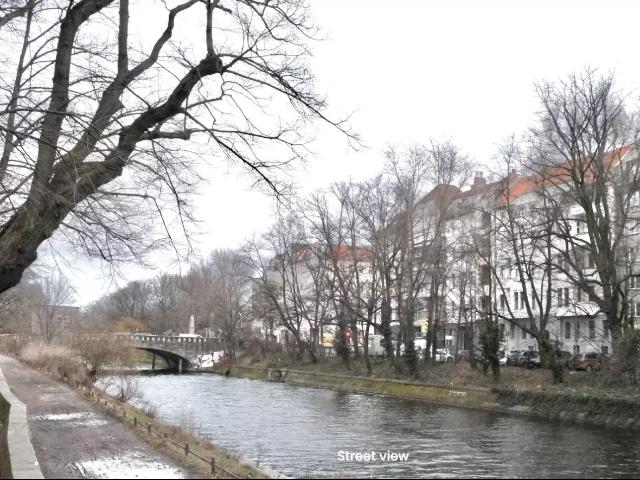 Oasis at Paul Lincke Ufer