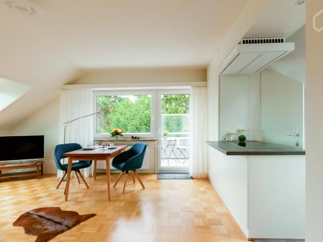 Great and fantastic home located in Stuttgart, Stuttgart Amsterdam Apartments for Rent