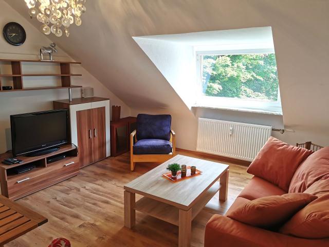 Great and spacious home in vibrant neighbourhood, Troisdorf, Troisdorf Amsterdam Apartments for Rent