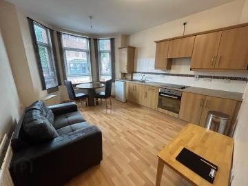 Great Apartment, 41a Agincourt Avenue, QUEENS UNIVERSITY QUARTER