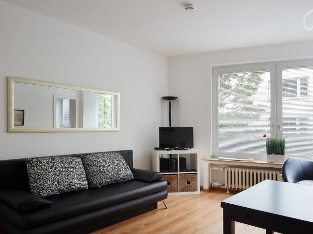Great apartment centrally located in the immediate area near Koenigsallee, Dusseldorf Amsterdam Apartments for Rent