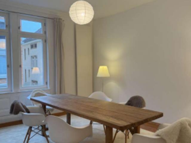 Great Apartment for Rent in Stuttgart West well connected to everything + garage!