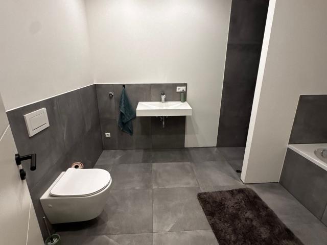 Great apartment in Wuppertal, Wuppertal Amsterdam Apartments for Rent