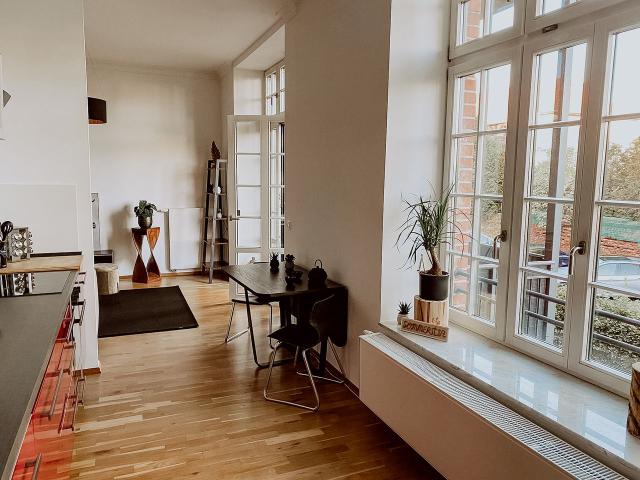 Great Apartment with 2 Balconies & Garden, Leipzig Amsterdam Apartments for Rent