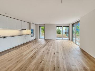 Great apartment with a seating area