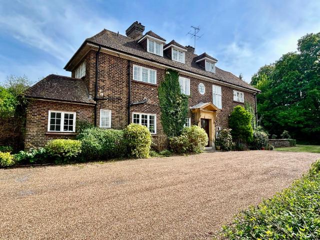 Great Austins, Farnham GU9, 5 bed detached house to rent, £5,000 pcm | PrimeLocation
