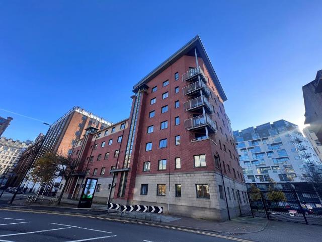 Great Bridgewater Street, Manchester, M1 3 bed apartment to rent £1,650 pcm £381 pw