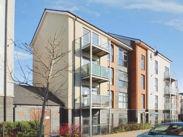 Great Brier Leaze, Bristol BS34 2 bed flat to rent £1,400 pcm £323 pw