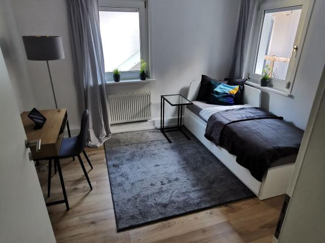 Great Business Apartment in Stuttgart South, Stuttgart Amsterdam Apartments for Rent