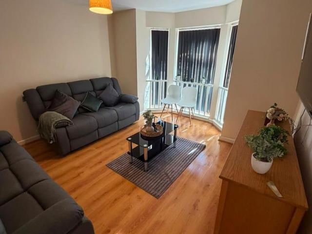 Great Cheetham Street West, Salford M7 1 bed end of terrace house to rent £607 pcm £140 pw