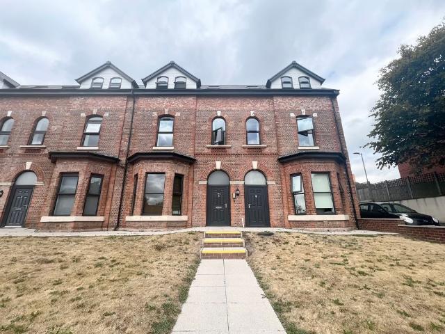 Great Cheetham Street West, Salford M7, 1 bed flat to rent, £950 pcm | PrimeLocation