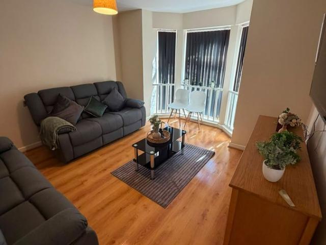 Great Cheetham Street West, Salford M7, 2 bed shared accommodation to rent, £607 pcm | PrimeLocation