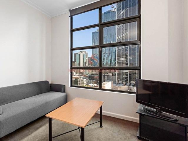 GREAT CITY VIEWS IN HEART OF MELBOURNE CBD AT HIGH LEVEL ON 339 SWANSTON ST
