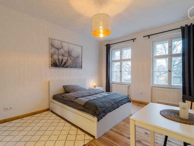 Great comfortable apartment in the middle of Neukölln Berlin, with separate kitchen, Berlin Amsterdam Apartments for Rent