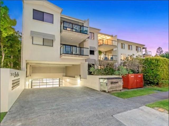 GREAT COASTAL LOCATION!