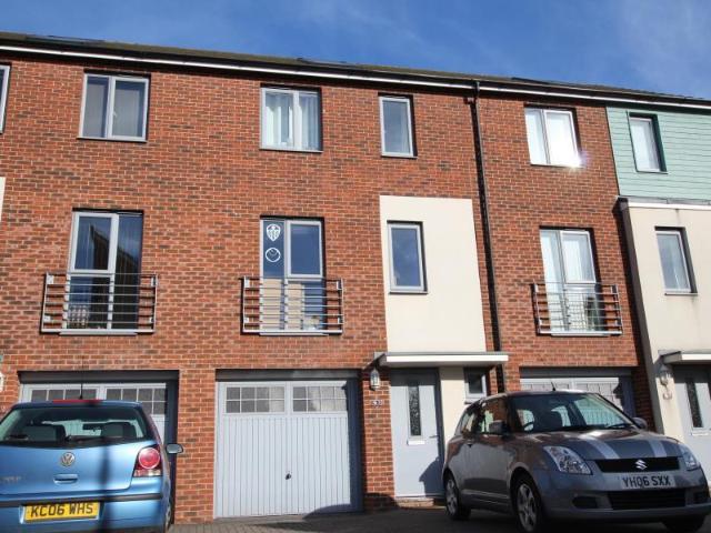 Great Copsie Way, Bristol BS16 6 bed terraced house to rent £4,620 pcm £1,066 pw