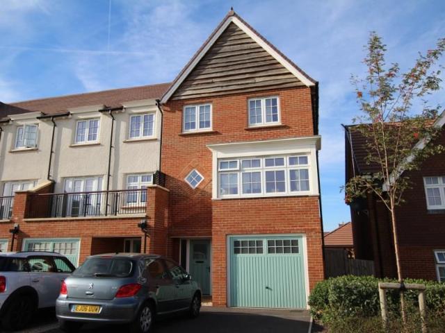 Great Clover Leaze, Bristol BS16, 6 bed property to rent, £4,740 pcm | PrimeLocation