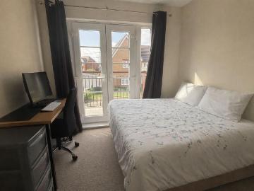 Great Clover Leaze, BS16 2 bed semi detached house to rent £1,413 pcm £326 pw