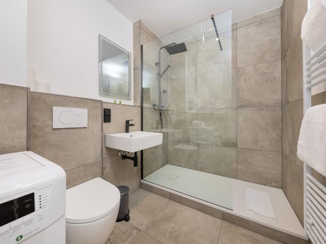 Great & clean studio with nice city view, Berlin Amsterdam Apartments for Rent