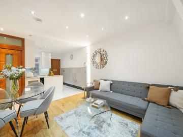 Great Cumberland Place, London W1H, 2 bed flat to rent, £3,878 pcm | PrimeLocation