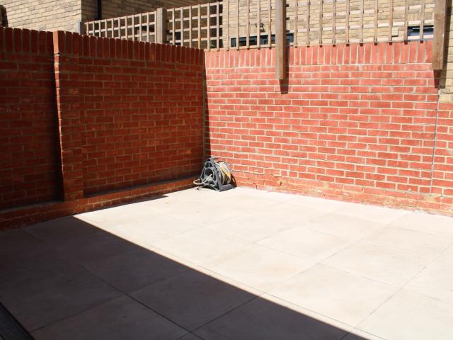 Great Deal: Includes Council tax! Fantastic Brand New 1 Bedroom Flat To Rent in NW2 Near Tube With Garden