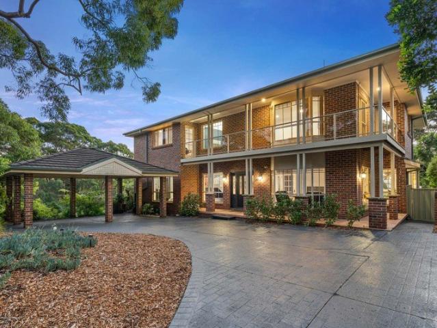 Great design for family and friends with dazzling bay views