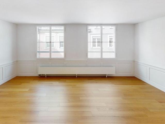 Great duplex apartment in the heart of the old town