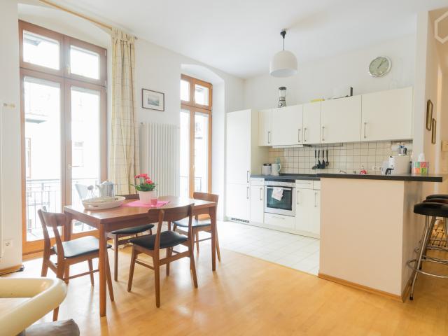 Great duplex apartment with balcony in excellent location