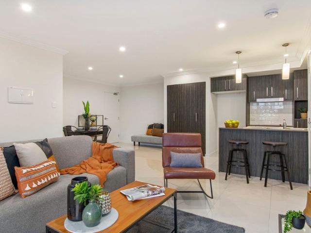 Great Entertainer Low Maintenance Living Air Con